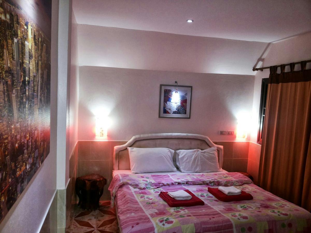 Jasmin Guest House Pattaya Luaran gambar