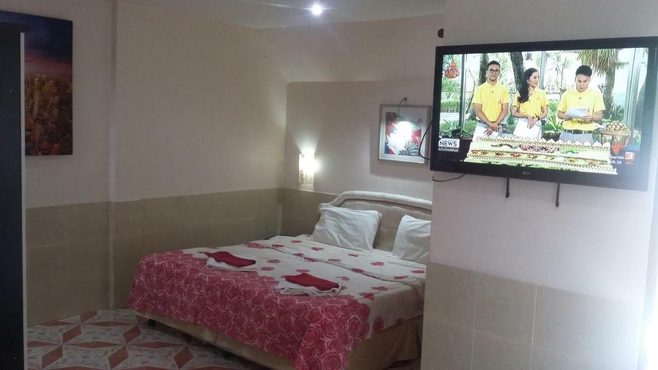 Jasmin Guest House Pattaya Luaran gambar